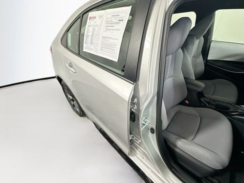 Used 2025 Toyota Corolla SE FWD image 28
