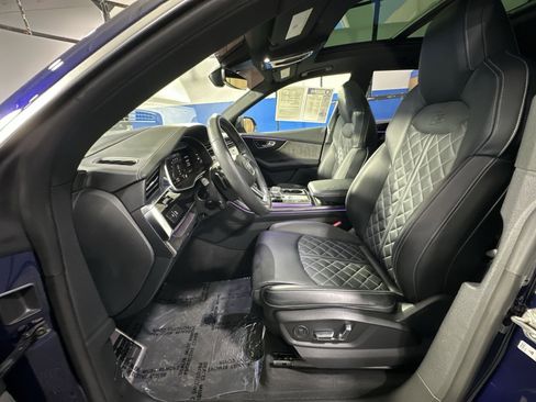 Used 2022 Audi SQ8 Prestige w/ Prestige Package AWD/4WD image 14