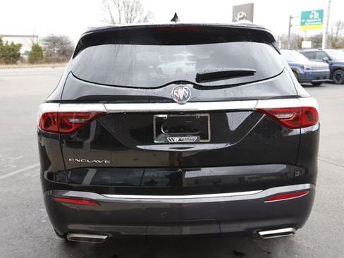 Used 2022 Buick Enclave Essence FWD image 4