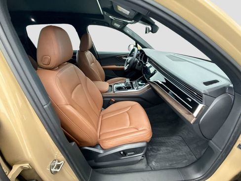 Certified 2025 Audi Q7 3.0T Premium Plus w/ Premium Plus Package image 19