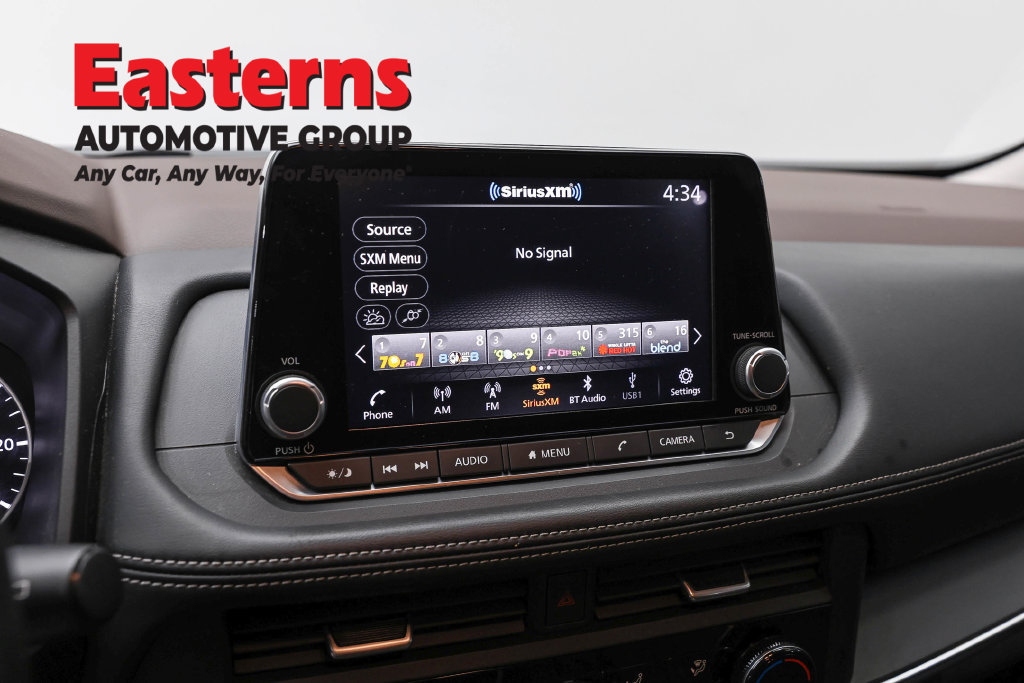 Used 2023 Nissan Rogue S AWD/4WD image 20