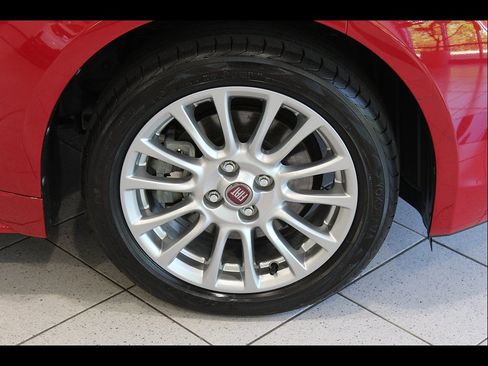 Used 2019 FIAT 124 Spider Classica w/ Technology Group RWD image 10
