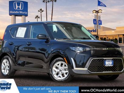 Used 2025 Kia Soul LX w/ LX Technology Package