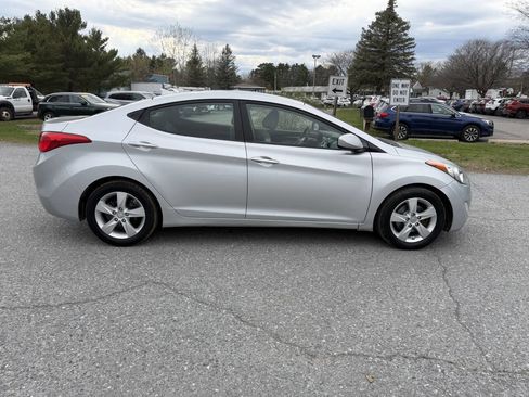 Used 2013 Hyundai Elantra GLS w/ Preferred Pkg FWD image 6