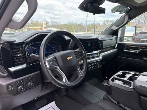 Certified 2024 Chevrolet Silverado 2500 LT AWD/4WD image 22