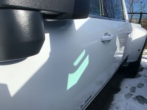 New 2026 GMC Sierra 3500 SLE image 4