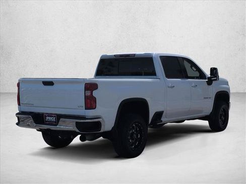 Used 2021 Chevrolet Silverado 2500 LTZ w/ LTZ Convenience Package AWD/4WD image 8
