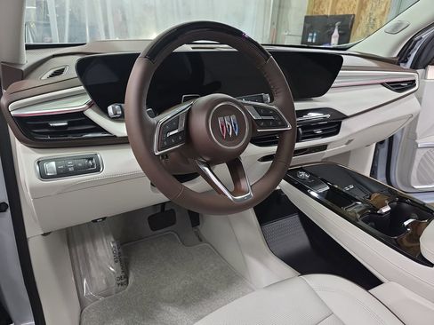 New 2026 Buick Enclave Avenir w/ Super Cruise Package AWD/4WD image 16