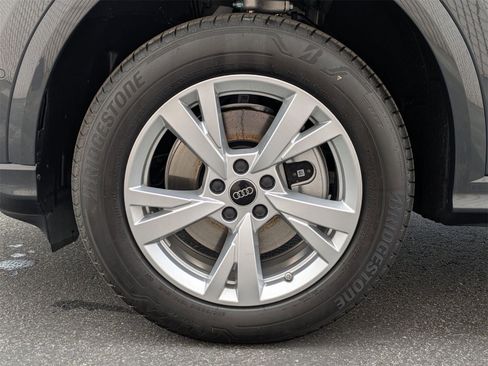 New 2025 Audi Q5 Premium image 13