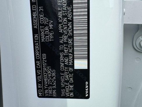 Certified 2024 Volvo XC90 T8 Ultimate w/ Protection Package Premier AWD/4WD image 26