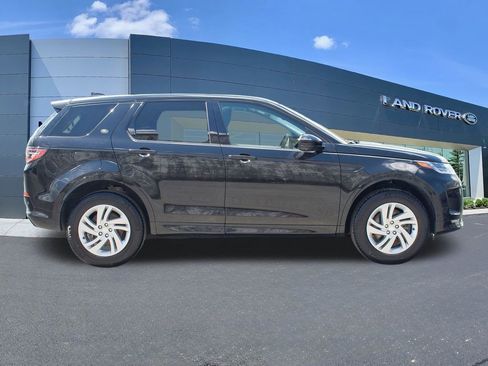 Used 2025 Land Rover Discovery Sport S image 8