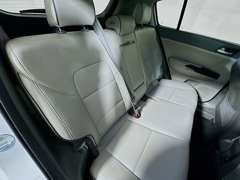 Used 2019 Kia Sportage SX image 28