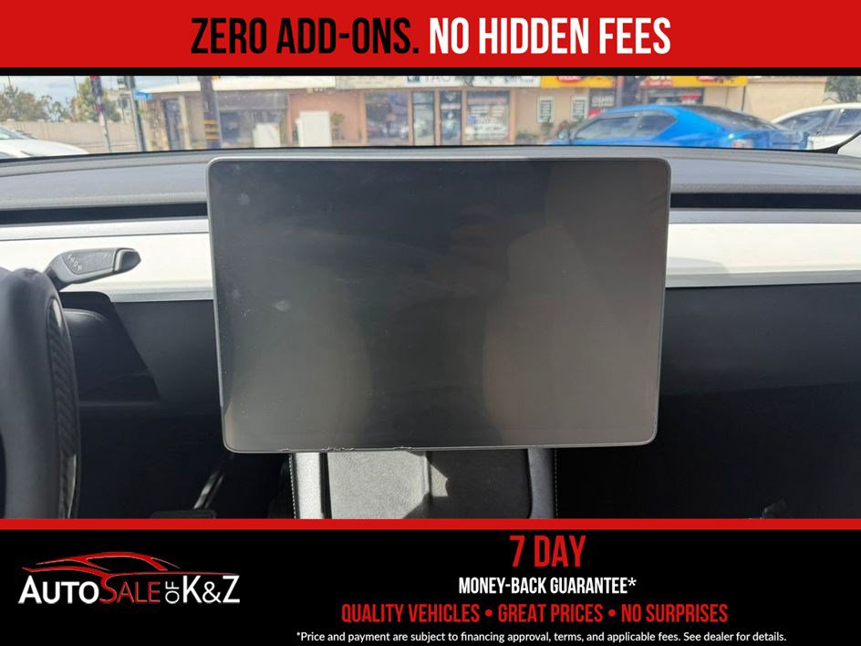 Used 2021 Tesla Model Y Long Range AWD/4WD image 31