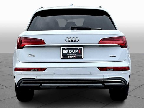 Used 2021 Audi Q5 Premium image 4