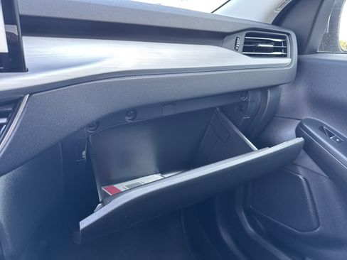 Used 2024 Ford Escape Platinum image 54