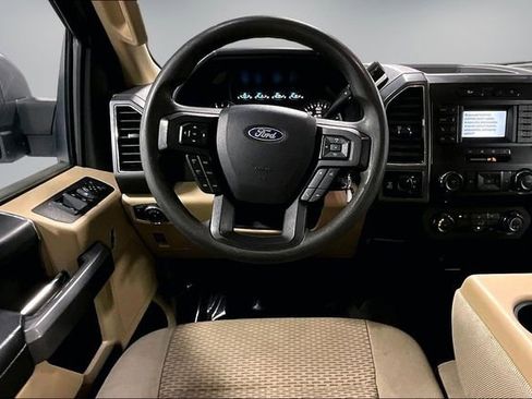 Used 2018 Ford F150 XLT image 10