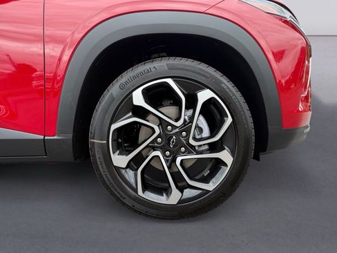 New 2026 Chevrolet Trax RS w/ Driver Confidence Package FWD image 9