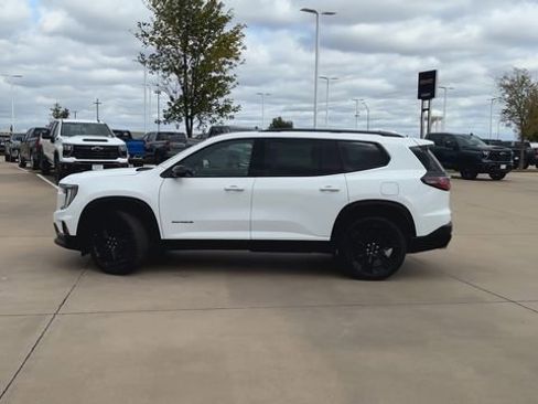 New 2026 GMC Acadia Elevation w/ Black Edition FWD image 5