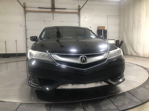 Used 2018 Acura ILX Base image 2