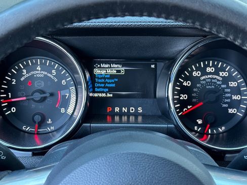 Used 2017 Ford Mustang Premium image 22