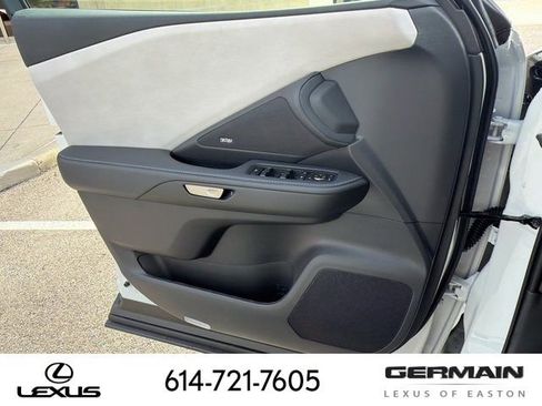 New 2026 Lexus TX 350 AWD image 24