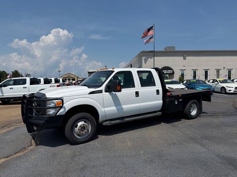 Used 2016 Ford F350 XL w/ Power Equipment Group AWD/4WD image 1