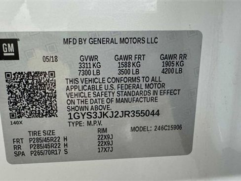 Used 2018 Cadillac Escalade ESV Premium Luxury image 40