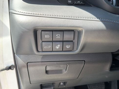 Used 2020 Toyota Highlander Platinum AWD/4WD image 20