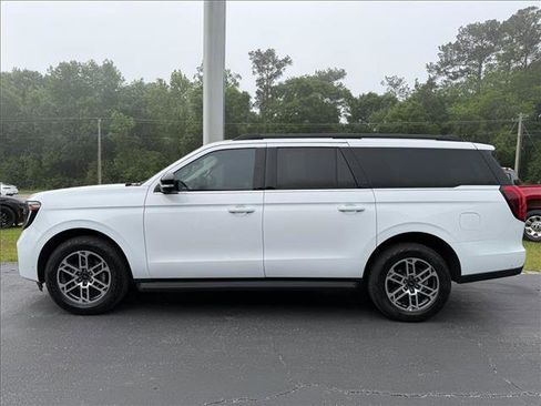 Used 2025 Ford Expedition Max Active AWD/4WD image 24