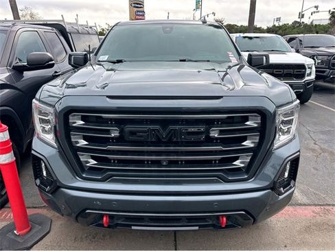 Used 2021 GMC Sierra 1500 AT4 w/ Technology Package image 2