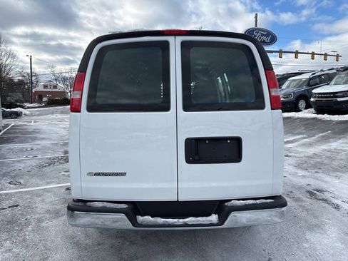 Used 2024 Chevrolet Express 2500 w/ Driver Convenience Package image 4