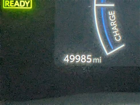 Used 2025 Toyota Camry SE image 29