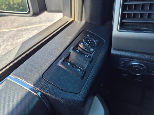Used 2020 Ford F150 Lariat AWD/4WD image 24