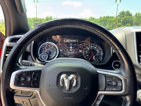 Used 2019 RAM 1500 Big Horn AWD/4WD image 19