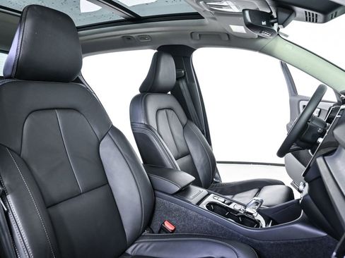 Used 2023 Volvo XC40 B5 Plus w/ Driver Assist Package image 23