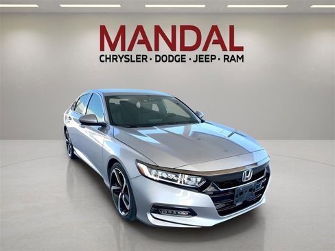 Used 2020 Honda Accord Sport image 4
