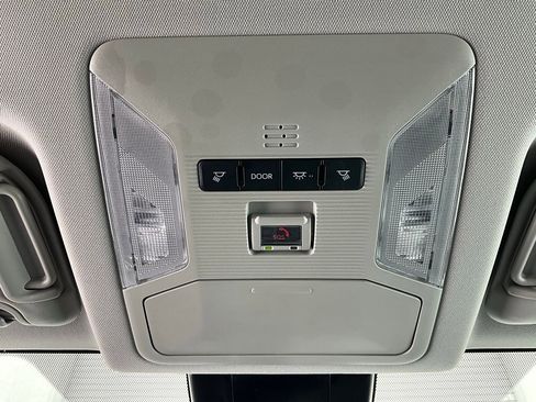 Used 2025 Toyota RAV4 XLE w/ Weather Package image 17