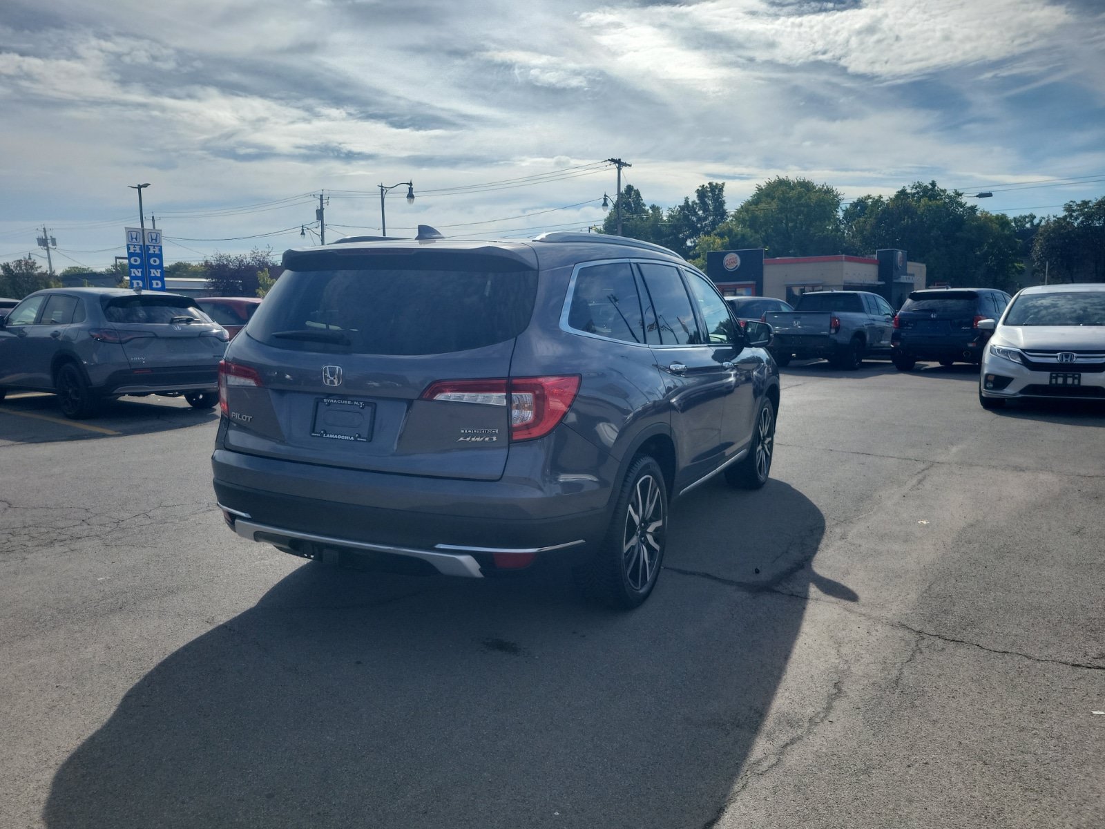Used 2021 Honda Pilot Touring image 5
