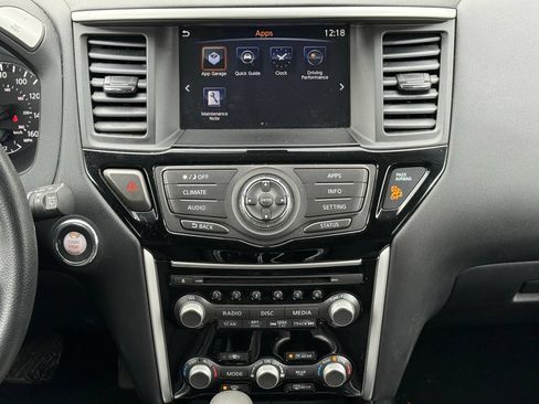 Used 2019 Nissan Pathfinder S AWD/4WD image 20