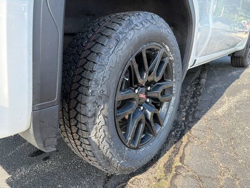 Used 2023 GMC Sierra 1500 Elevation AWD/4WD image 6