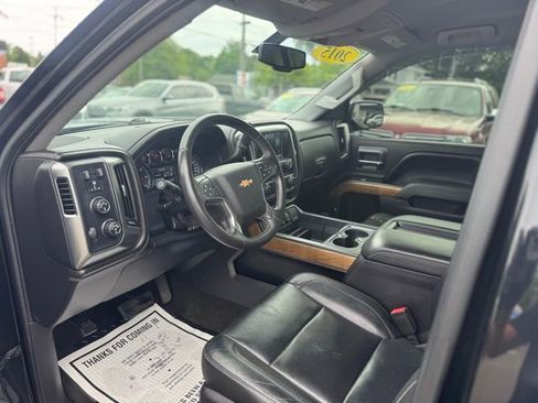 Used 2015 Chevrolet Silverado 1500 LTZ AWD/4WD image 31