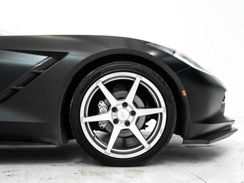 Used 2014 Chevrolet Corvette Stingray Coupe w/ 2LT Preferred Equipment Group image 15