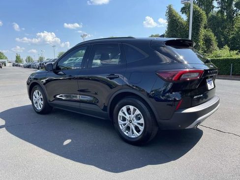 Used 2025 Ford Escape Active FWD image 4