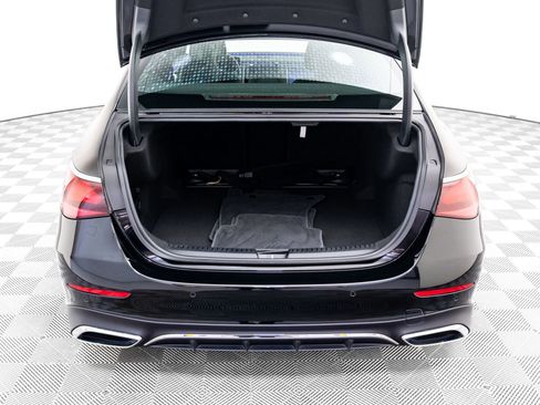 Used 2025 Mercedes-Benz E 450 4MATIC Sedan image 35