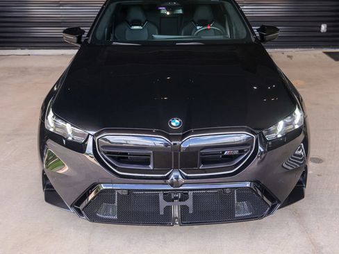 Used 2026 BMW M5 Touring AWD/4WD image 11