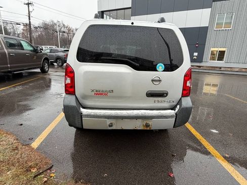 Used 2011 Nissan Xterra PRO-4X image 6