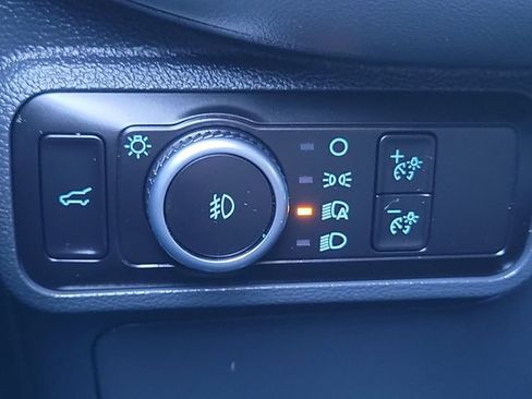 Used 2026 Ford Explorer Active w/ Active Comfort Package RWD image 20