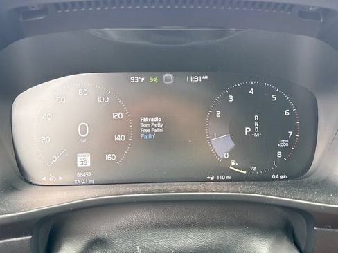 Used 2019 Volvo XC40 T5 R-Design AWD/4WD image 23