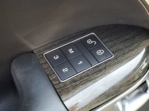Used 2019 Land Rover Range Rover Sport HSE AWD/4WD image 31
