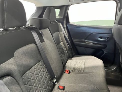 Used 2025 Nissan Kicks SV FWD image 13